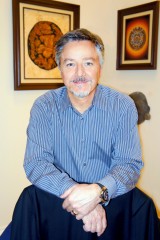 Randy Stockdale, bilingual and bicultural marketing executive, is based in Houston, Texas.