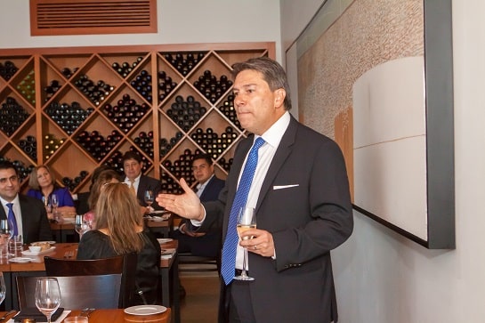 Fernando Suarez, Managing Director, Northwestern Mutual giving the toast.