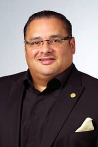 august-2016107825_400x600