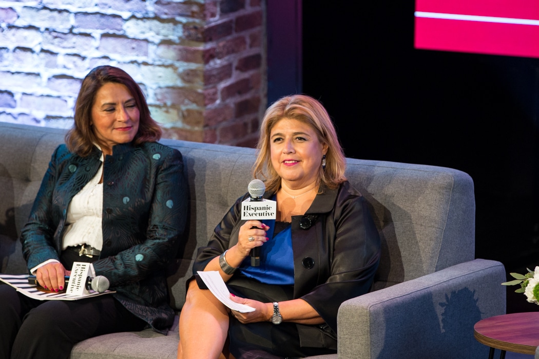 Anne Alonzo Leading Latinas