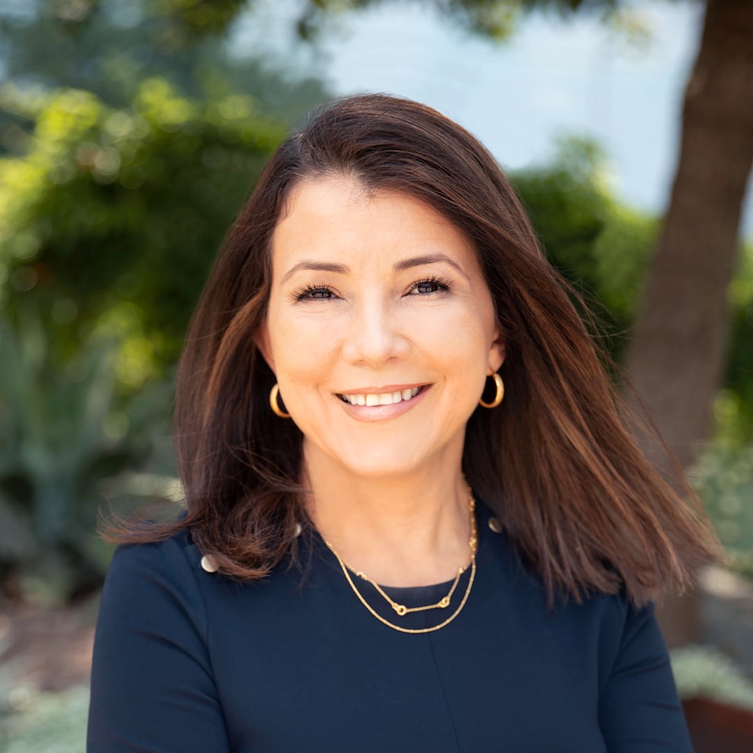 Bruny Rios, Dell, thumbnail image