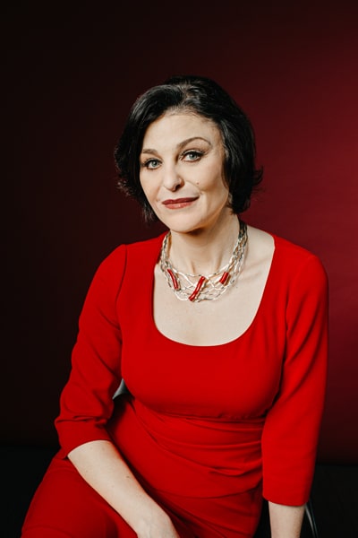 Catherine Hernandez-Blades, Aflac, portrait