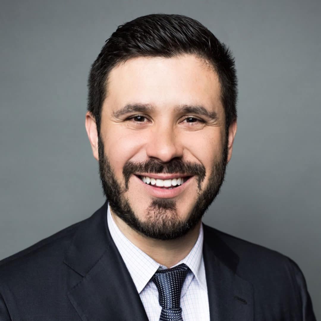 Rafael Magaña portrait_thumbnail