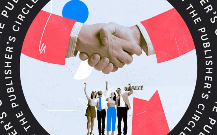 Latinos working together