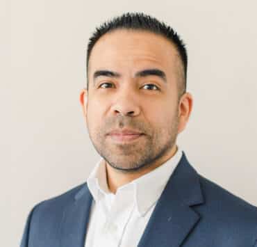 Alejandro Saenz. Harris