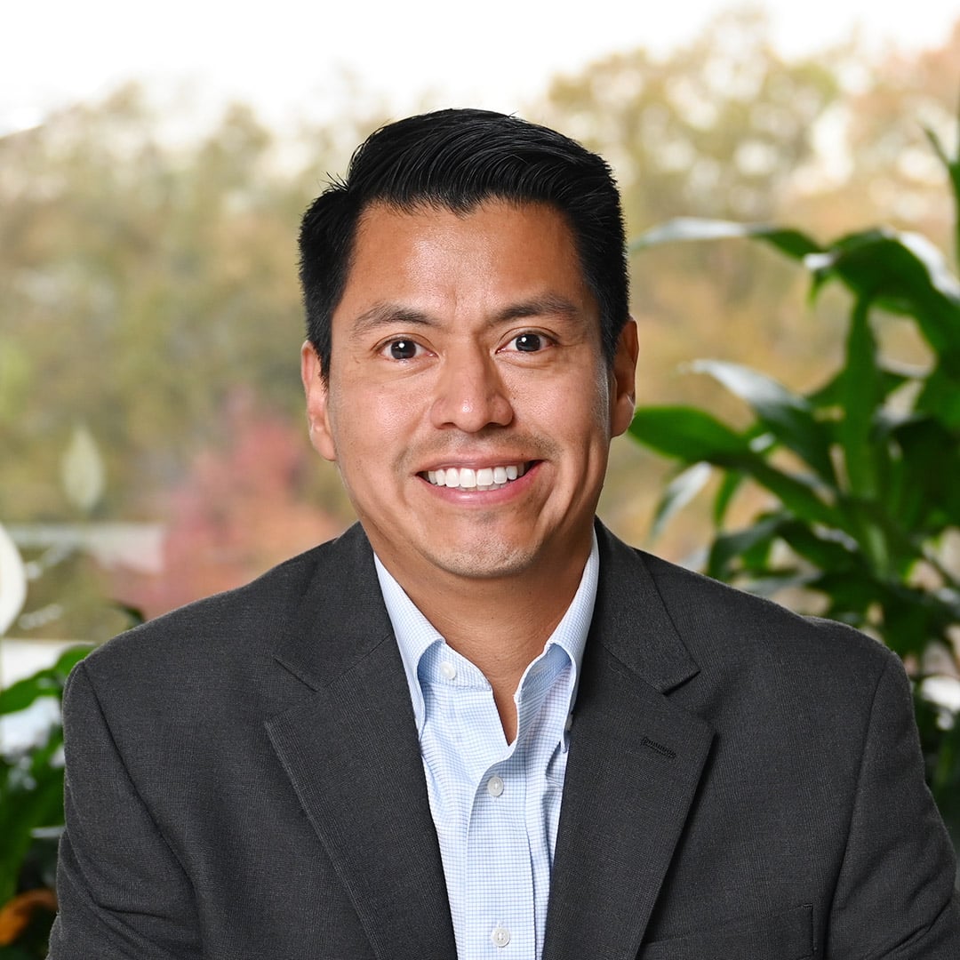 Byron Alvarez. Upfield