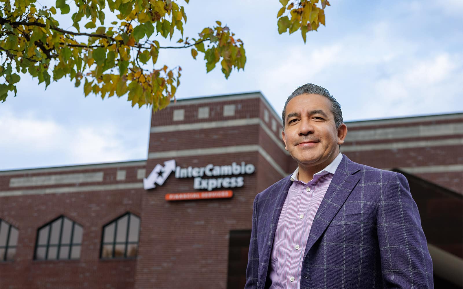 Issac Torres. InterCambio Express