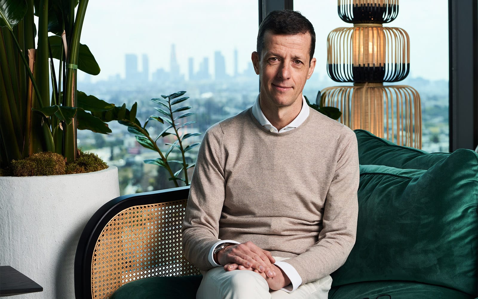 Sergio Ezama. Netflix