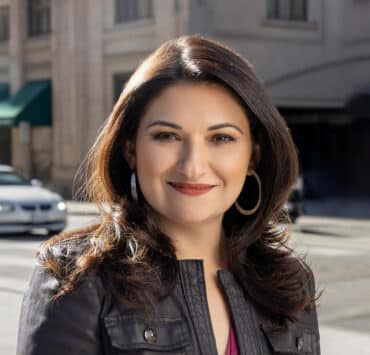 Lynette Aguilar AT&T