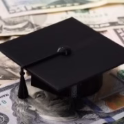 Chicago Hispanic Newspaper, Lawndale News, Hispanic Bilingual Newspapers, Su Noticiero Bilingue » Ortíz Passes Bill Increasing Tuition Assistance to Community College Students