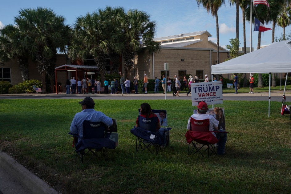 Texas Poll Shows 20% of Latino Trump Voters Walk Back Support