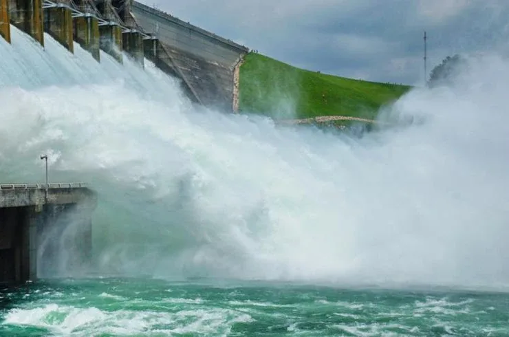 Latin America Hits Record 66% Renewables on Hydro Surge